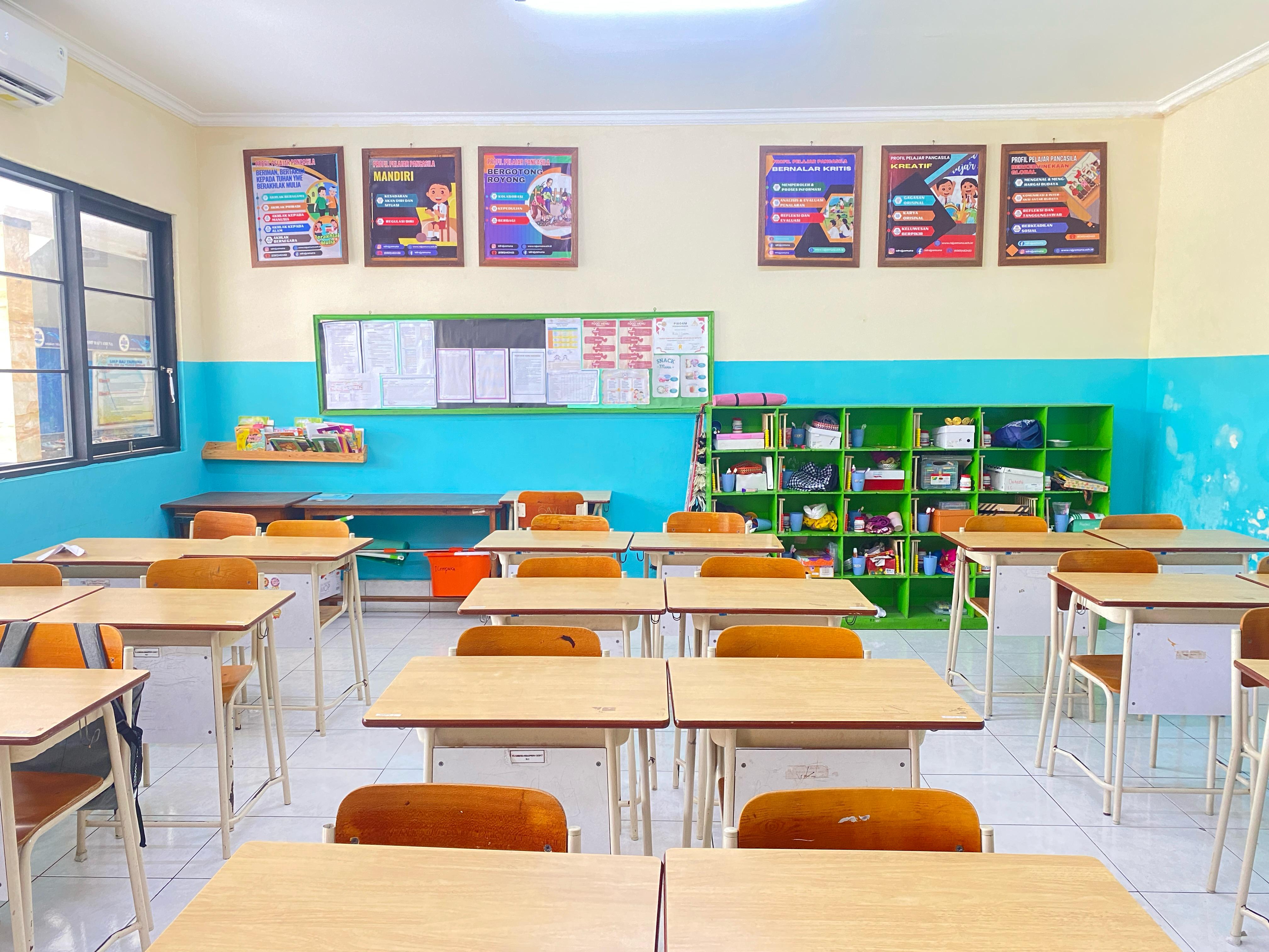 Ruang Kelas Full AC