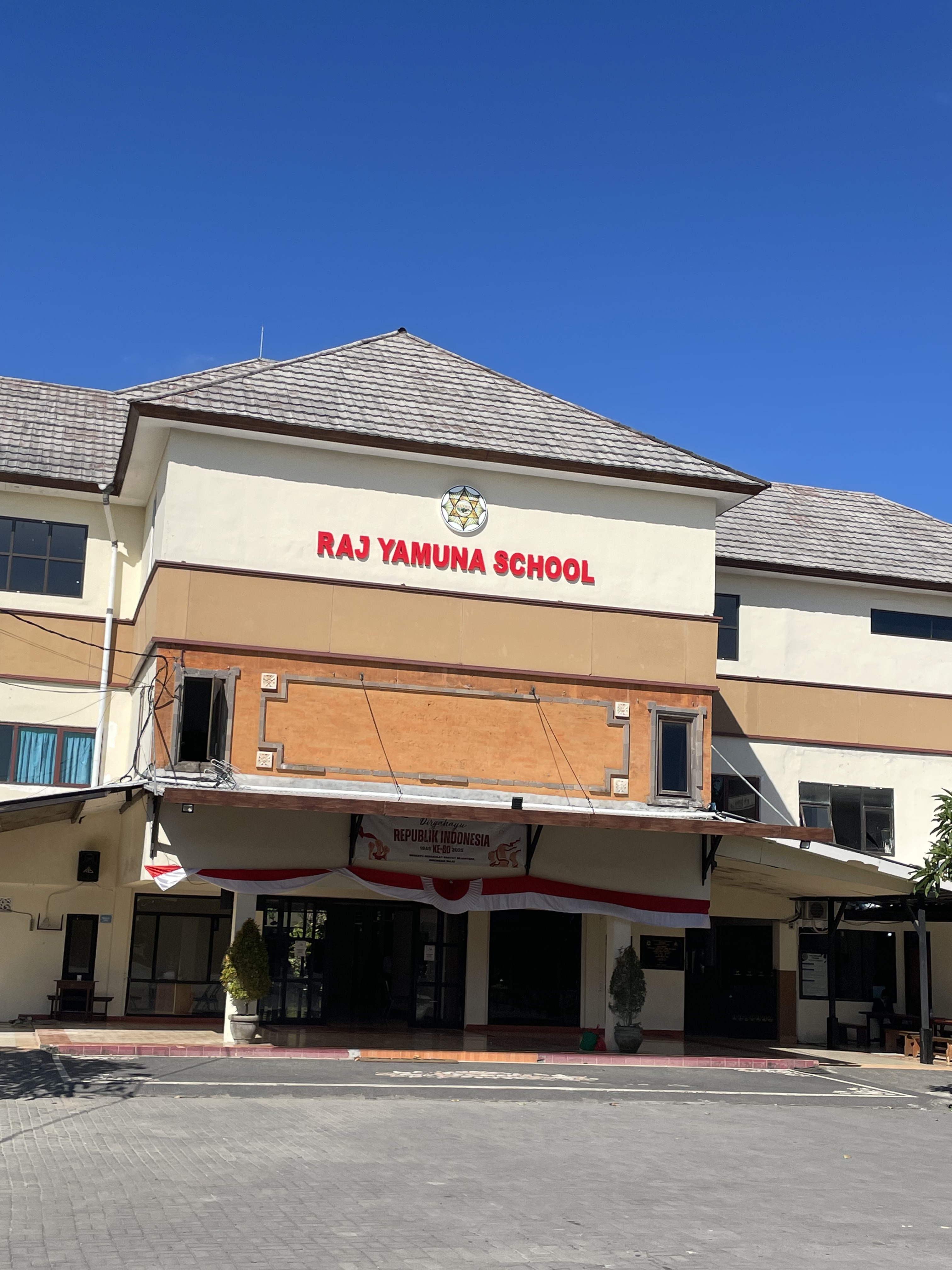 Yayasan Pengembangan Pendidikan Nasional Keluarga Besar Madokin